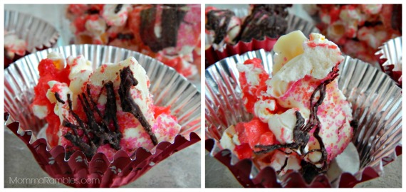 Chocolate-Strawberry Valentine Popcorn Munch ~ Easy #Recipe for #ValentinesDay